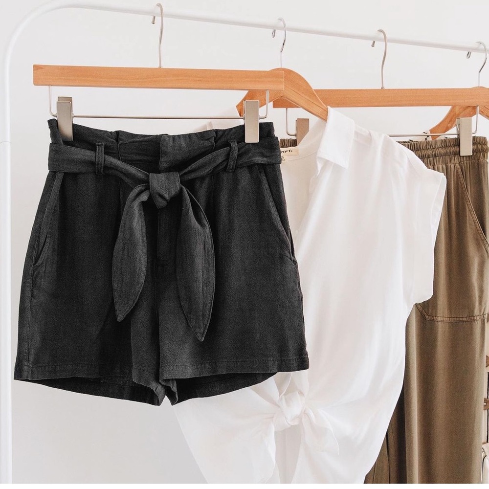 Paper bag Waist Shorts